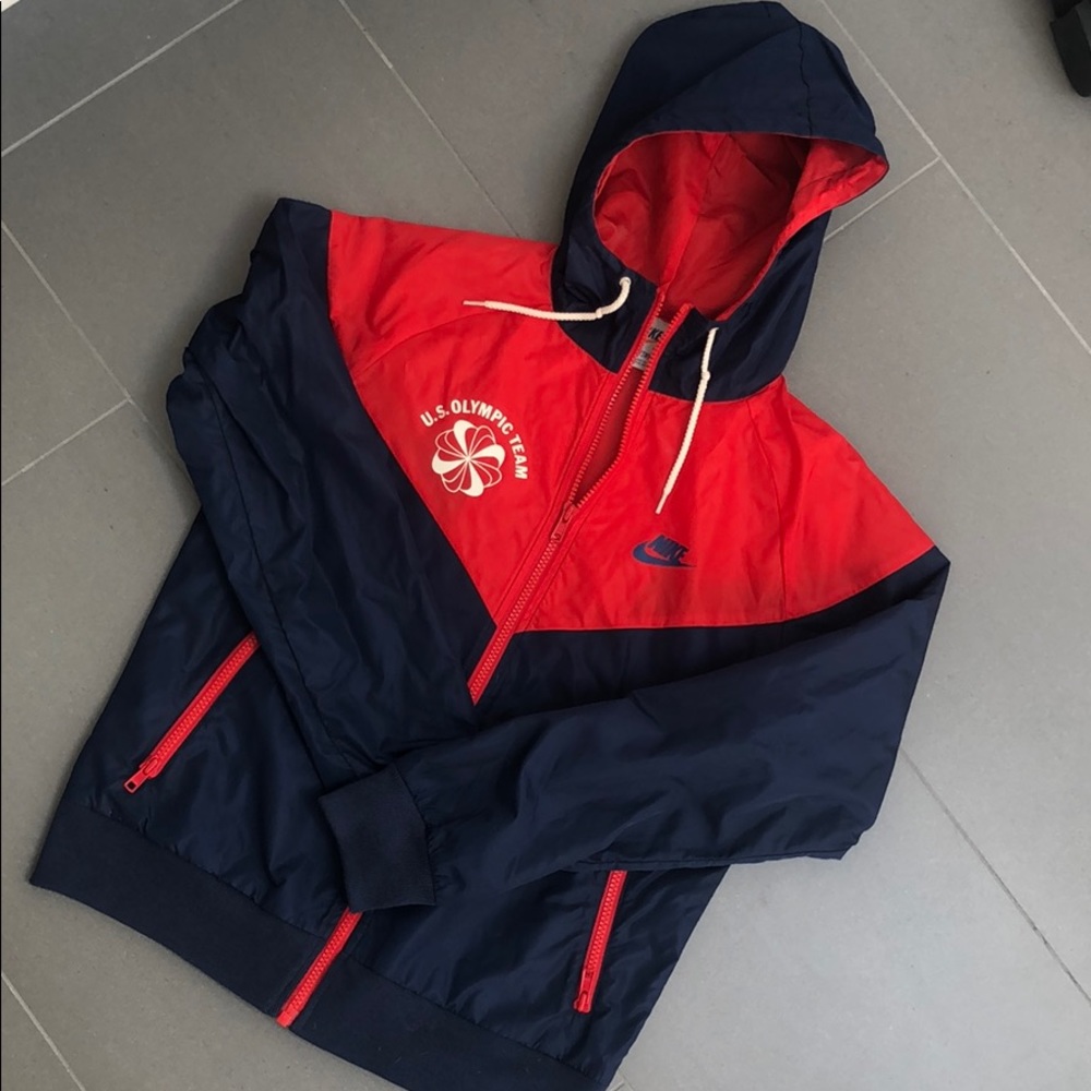 Rare Nike Olympic Team Windbreaker (size Small)